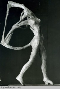 FIGURA DANZANTE, 1967 Gesso, cm 60